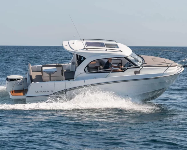 Antares 8