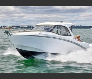 Beneteau Antares 7 Essential Trim Level